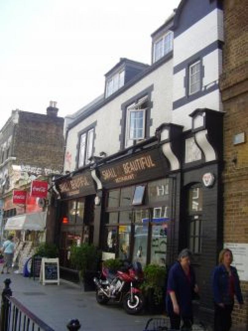 			NEW ON!, 2 Bedroom, 1 bath, 1 reception Flat			 Kilburn High Road, KILBURN NW6